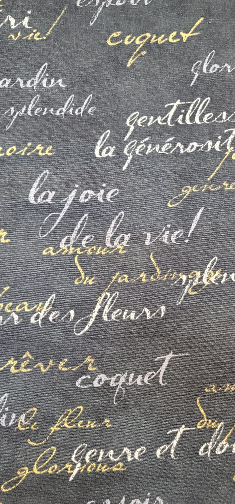 Français  - Charcoal